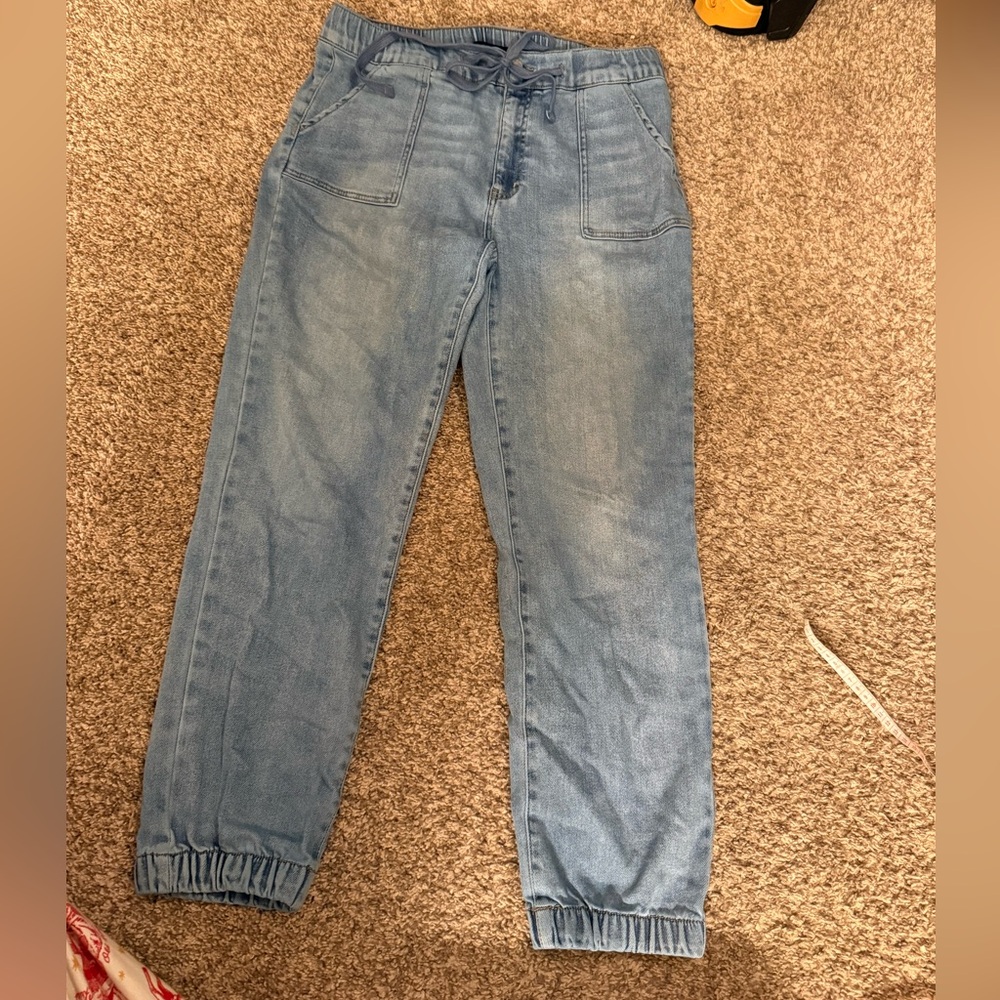 Risen Jogger Jeans